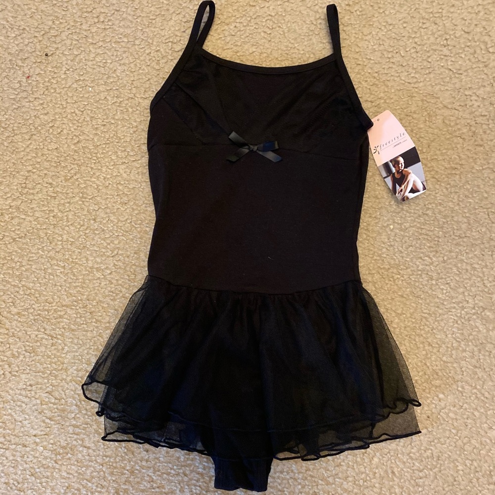 New Freestyle Black Dance Leotard Size 10/12